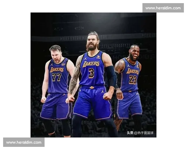 湖人抢人大洛施压雄鹿!争冠中锋成雄鹿续约难题 湖人抢人大洛施压雄鹿!争冠中锋成雄鹿续约难题