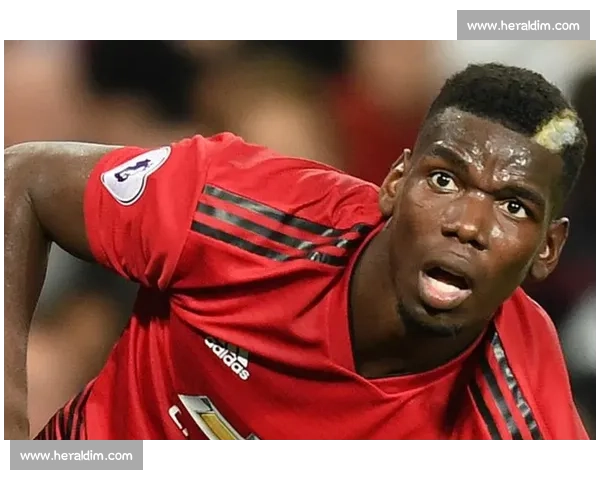 博格巴探访博卡更衣室：红魔旧将温情重聚