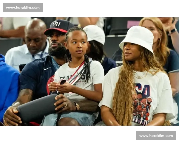 萨瓦娜劝老詹退役：家庭与篮球的终极博弈