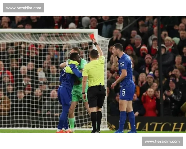 法媒：雷恩巴黎 FC 争夺盖耶，埃弗顿续约陷入僵局